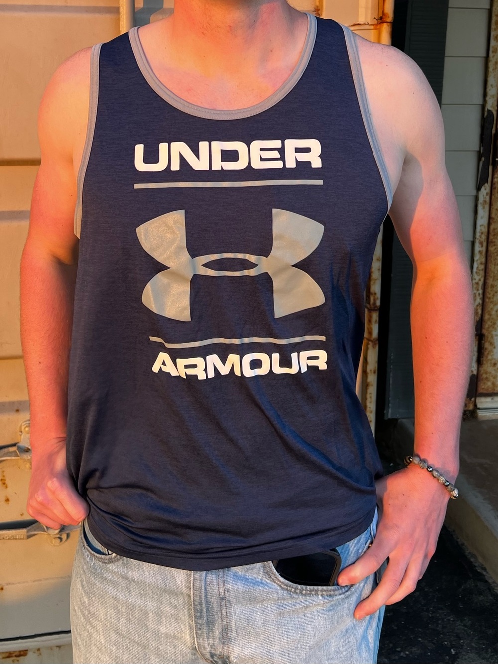 Under Armour Men’s Navy Tank Top with Light Gray Logo HEATGEAR LOOSE FIT XL JOCK
